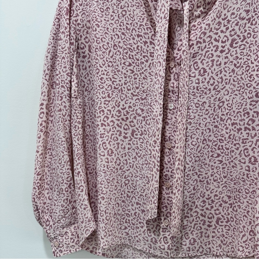 Rails colette blush cheetah long sleeve silk button down tie front pink small - Picture 5 of 9